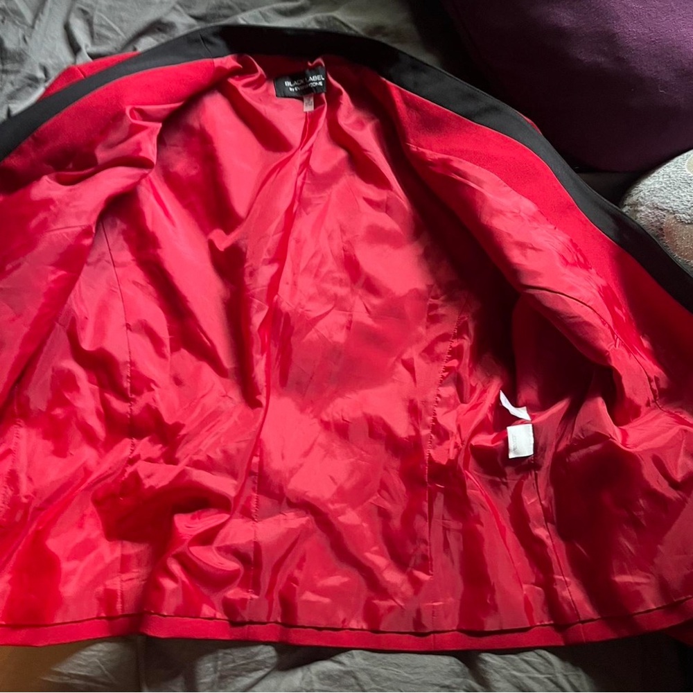 Red blazer jacket - Picture 3 of 3